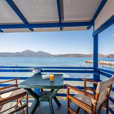 Blue Traditional Boathouse In Klima Klima  Екстер'єр фото
