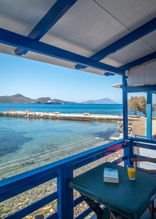 Blue Traditional Boathouse In Klima Klima  Екстер'єр фото